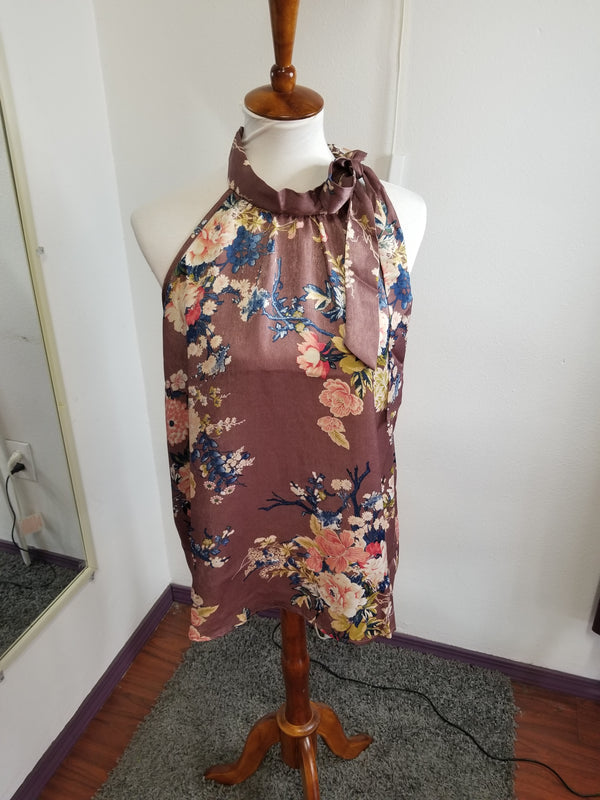 Mauve floral blouse plus size only