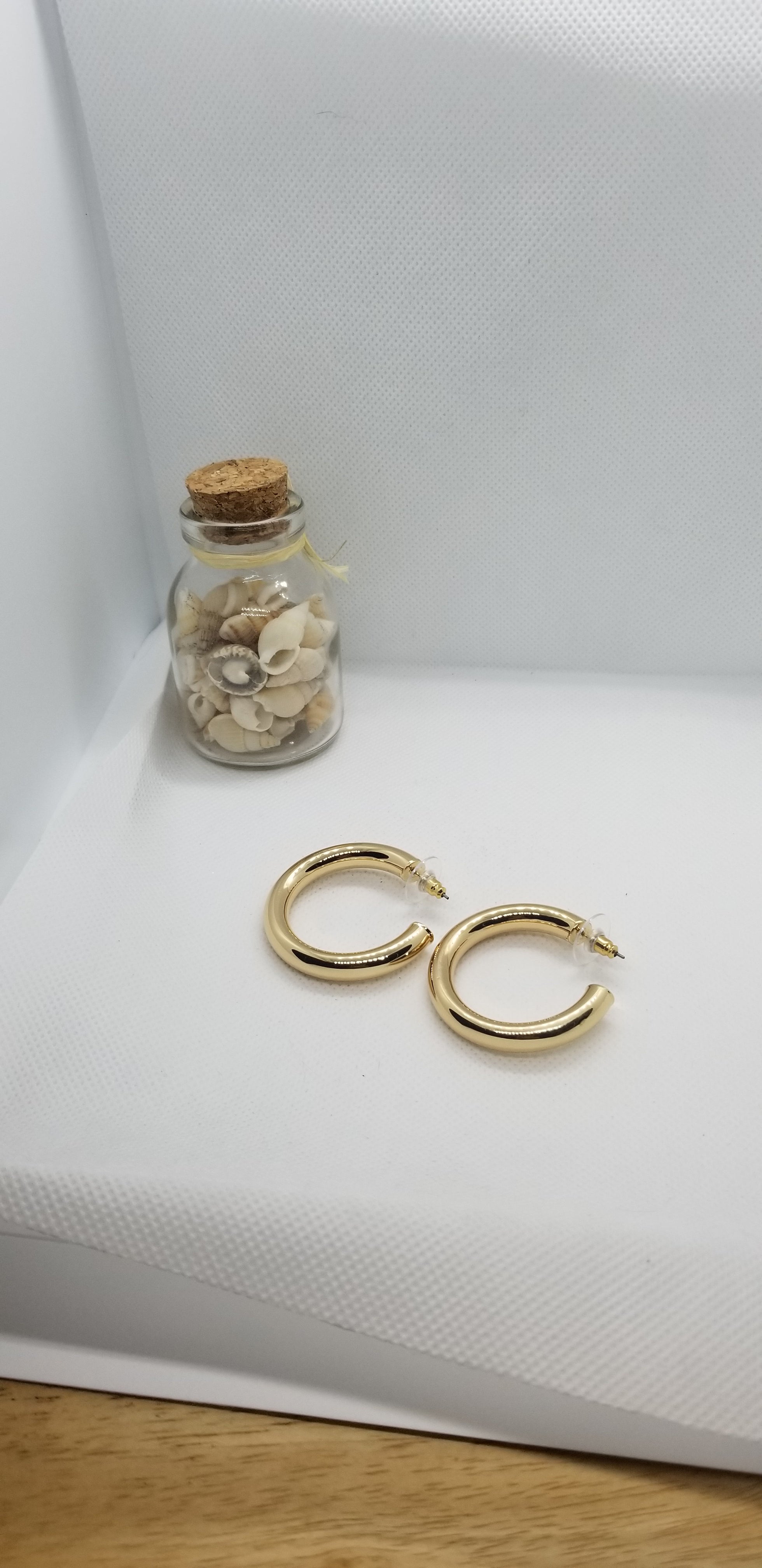 Jazmine hoop earrings