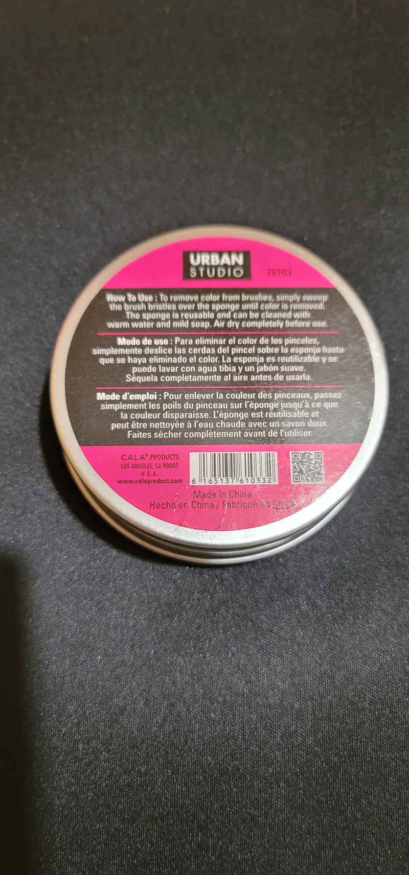 Brush cleaning pad
