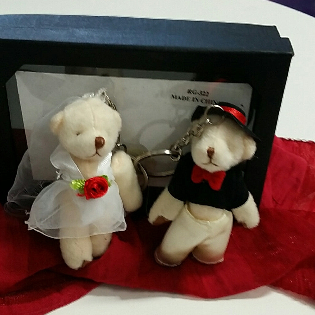 Groom and bride key chains