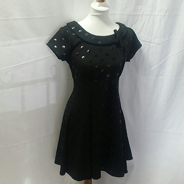 Black polka-dots dress